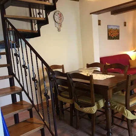 Mit Privatpool Fuer 7 Personen Ca 90 M In San-pietro-a-dame, Toskana Provinz Arezzo Holiday home Cortona