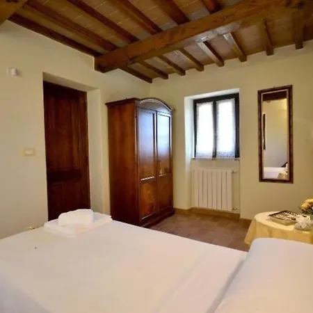 Mit Privatpool Fuer 7 Personen Ca 90 M In San-pietro-a-dame, Toskana Provinz Arezzo Holiday home *