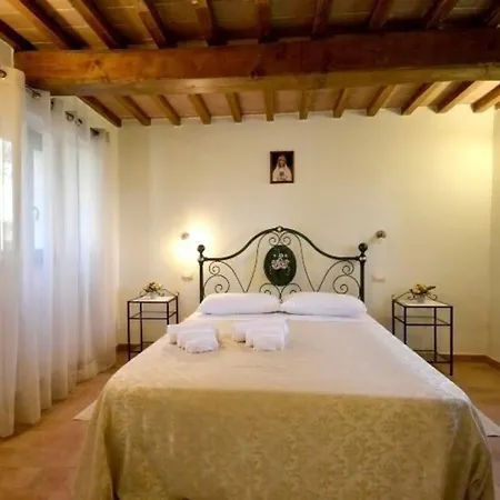 Mit Privatpool Fuer 7 Personen Ca 90 M In San-pietro-a-dame, Toskana Provinz Arezzo *
